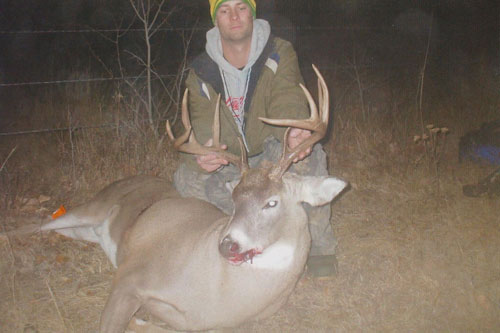 Venture north for Canadian guided Whitetail Deer hunts at Venture North Outfitting