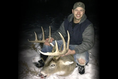 Canadian White Tail hunts are offered by Venture North Outfitting of Central Alberta.